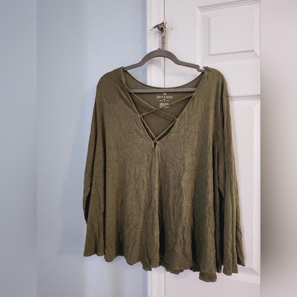 TOP - Picture 1 of 1